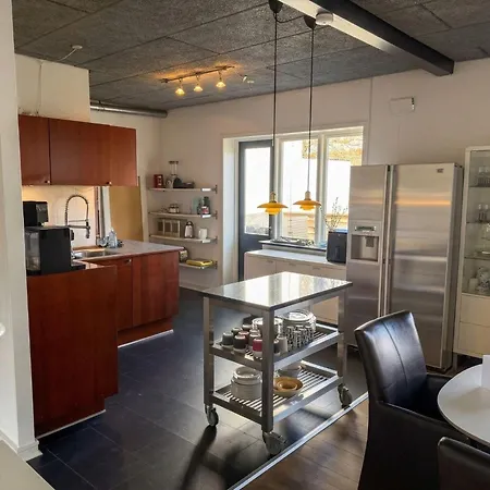 Garden - 1br - Island דירה *