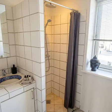 Garden - 1br - Island דירה *