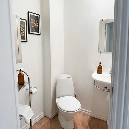 Garden - 1br - Island דירה